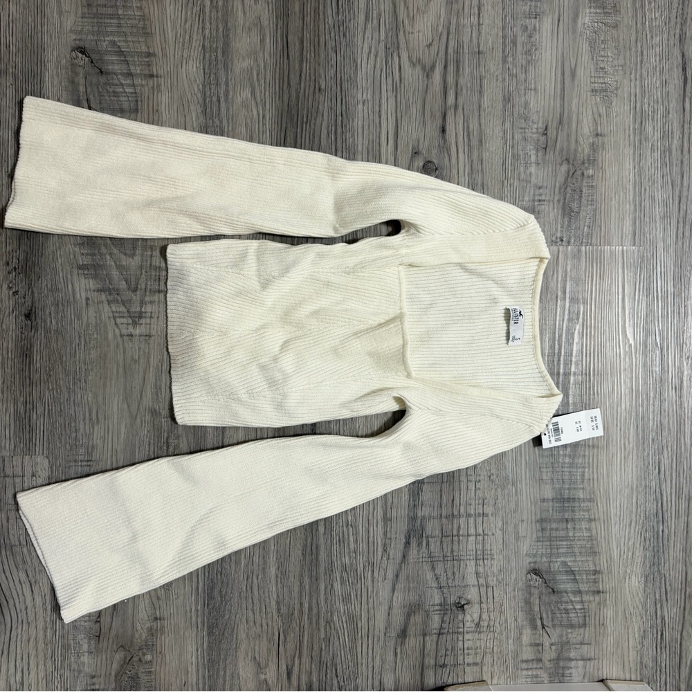 Hollister Cream Ribbed Square-Neck Sweater